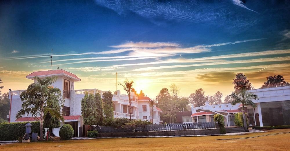 Spara Boutique Resort New Delhi Luaran gambar